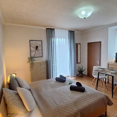 아파트호텔 Gaestehaus Mittmann 3*